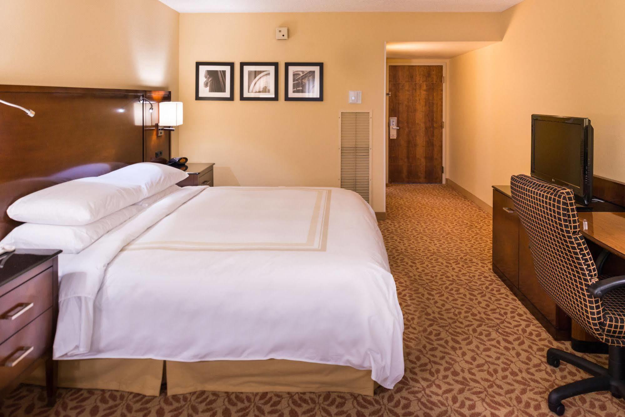 Marriott Melville Long Island Eksteriør billede